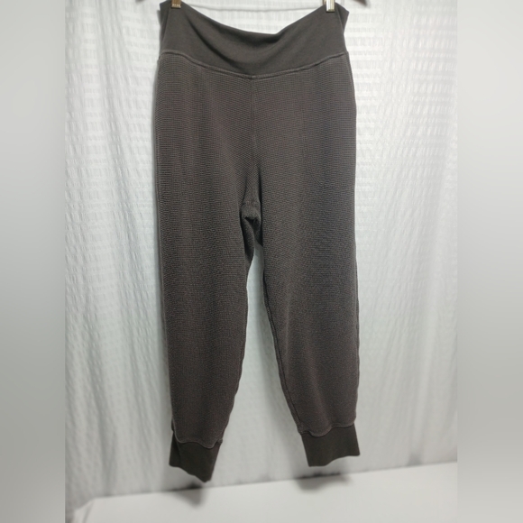 Athleta Coaster Luxe Waffle High Rise Jogger . XL - Picture 2 of 12